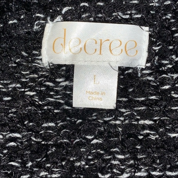 🌿Host Pick🌿 Decree Cardigan - Picture 3 of 5